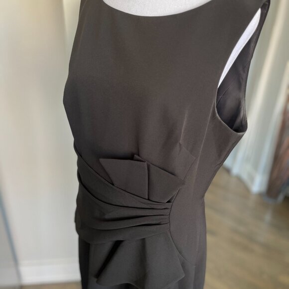 NWOT Eliza J Sleeveless Cascading-Ruffle Gown - Picture 6 of 16